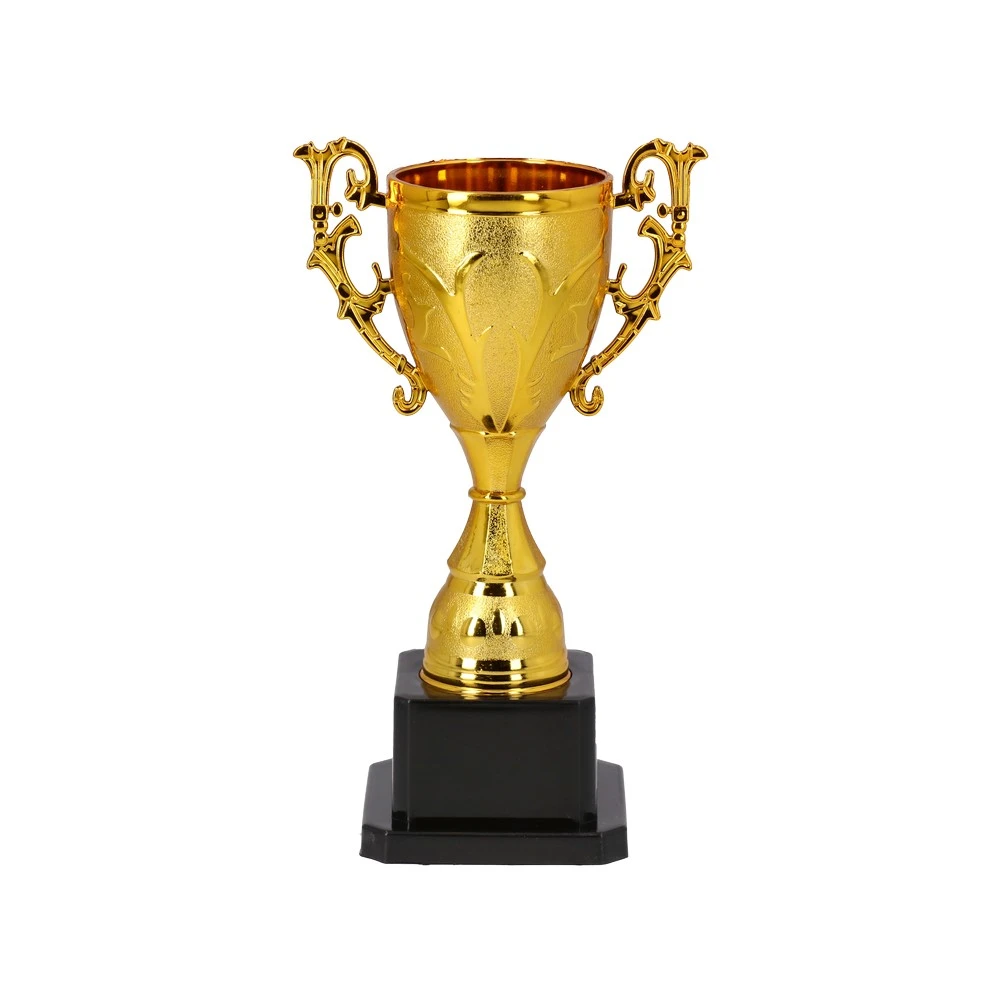 701200_001.webp Winner P, pehar, plastični, zlatna, 17cm - Slika 1