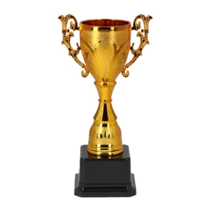 Winner P, pehar, plastični, zlatna, 20cm